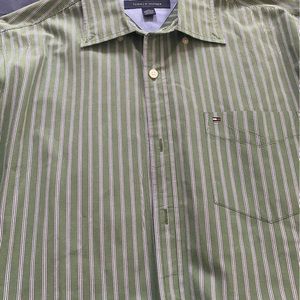 Tommy Hilfiger Men’s Button Down Shirt size Med